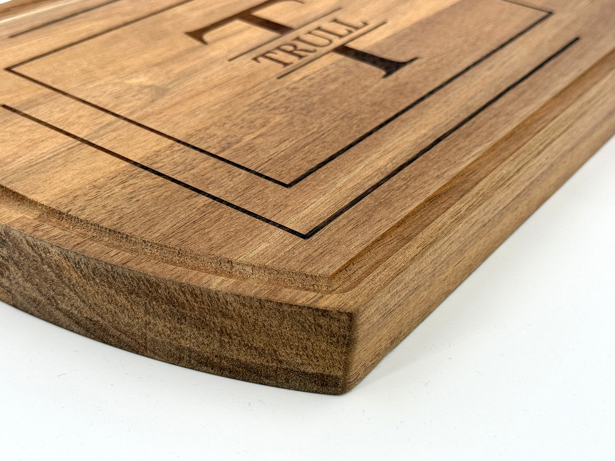 TEAK ROUNDED CORNER CUTTING BOARD